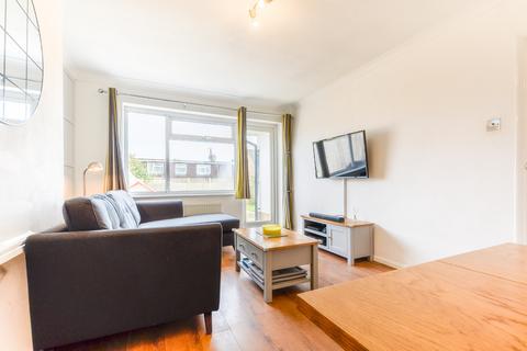 20 Malcolm Gardens, Polegate, BN26 6PN