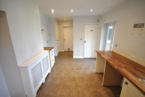 29 Oldfield Road, Thorne, Doncaster, DN8 5QB