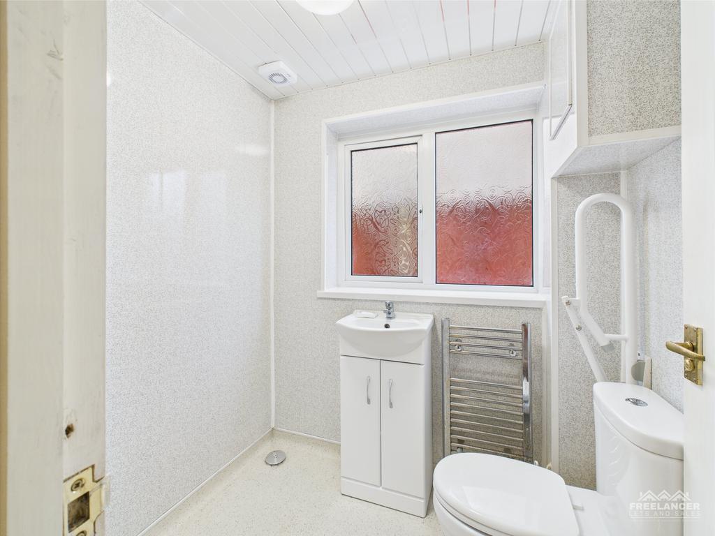Ground floor wc