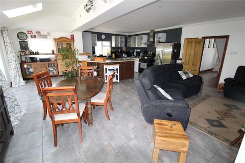 5 bedroom detached house for sale, Ashingdon Road, Rochford, Essex, SS4