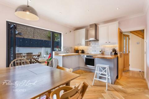 3 bedroom semi-detached house for sale, Dalston Lane, London E8