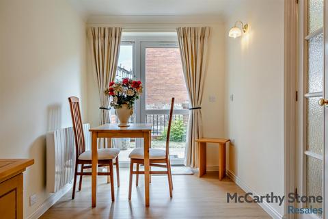 1 bedroom apartment for sale, 3 Medina Court, Old Westminster Lane, Newport, Isle of Wight, PO30 5PW