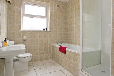 2 bedroom flat to rent, Milk Yard, London E1W