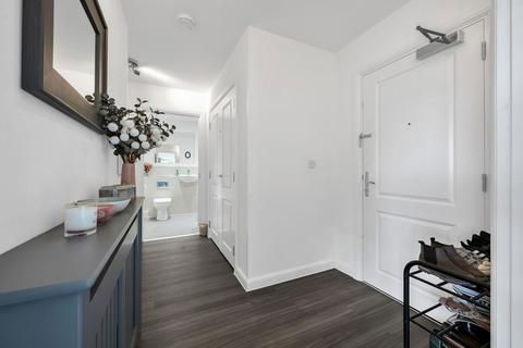 59 Havelock Drive, Greenhithe, DA9 9XT