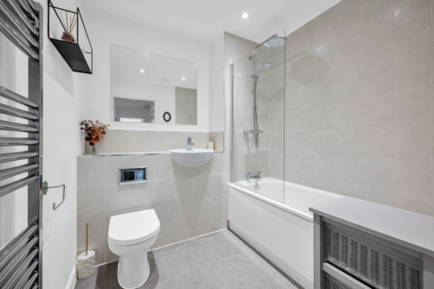 59 Havelock Drive, Greenhithe, DA9 9XT