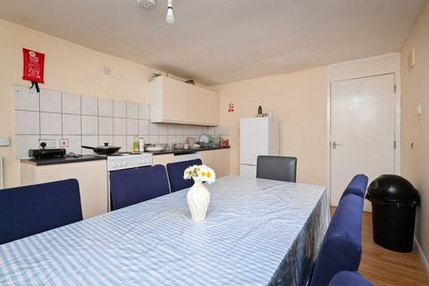 4 bedroom end of terrace house for sale, Spring Meadow, Sutton Hill, TF7