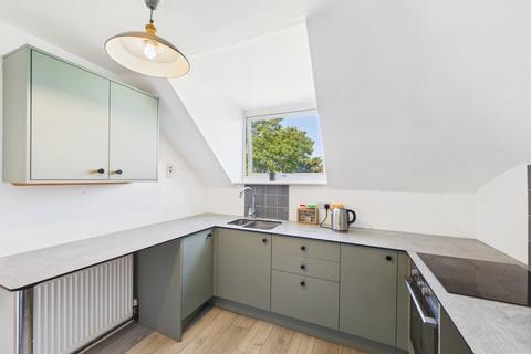 2 bedroom flat for sale, Little Heath, Charlton, London, SE7