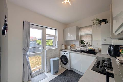 31 The Vale, Feltham, TW14 0JZ