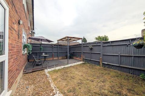 31 The Vale, Feltham, TW14 0JZ