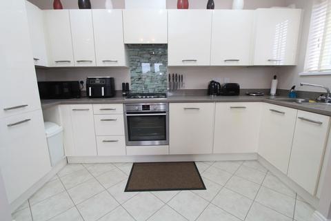 53 Cascade Way, Dudley, DY2 8RJ