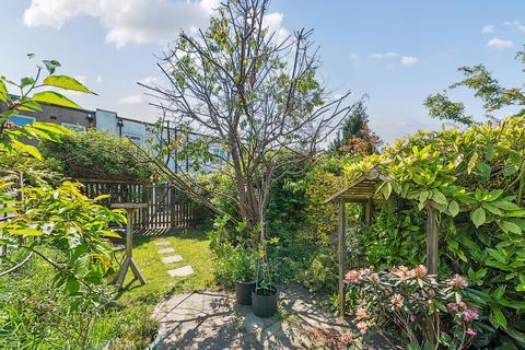 2 bedroom terraced house for sale, Dynes Road, Sevenoaks TN15