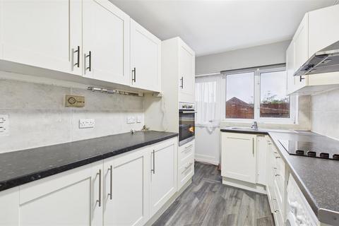 undefined, Woodcote Close, Cheshunt