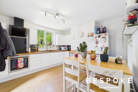 2 bedroom semi-detached house for sale, Queens Avenue, Macclesfield SK10