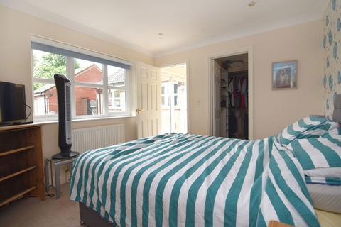 14 Cedar Way, Gayton, King's Lynn, PE32 1UT