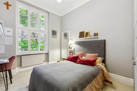 28 Fitzjames Avenue, London, W14 0RR
