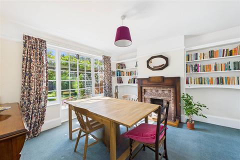 3 bedroom detached house for sale, Falstone Avenue, Newark