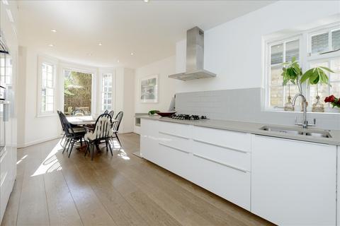 undefined, Stanlake Road, Shepherd's Bush W12