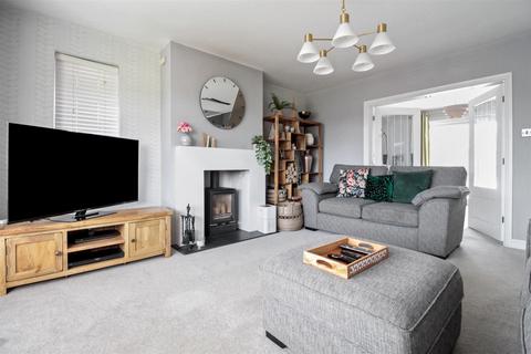8 Beachside Close, Goring By Sea, Worthing, BN12 4JQ