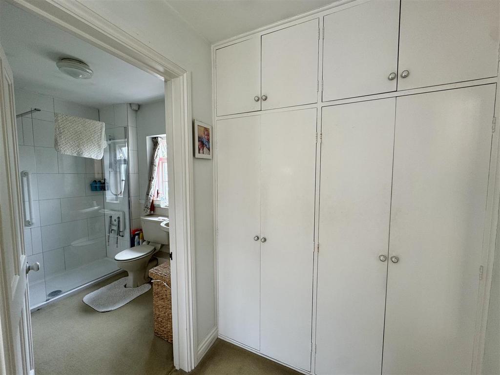 Built-In Wardrobes