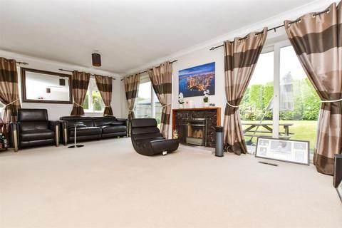 undefined, North Acre, Banstead, Surrey