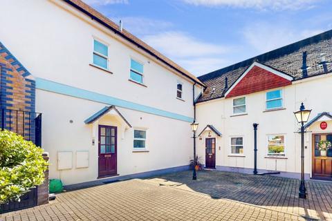 Quadrangle Mews, Stanmore, HA7