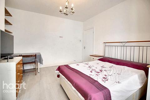 undefined, Edgware Way, HA8