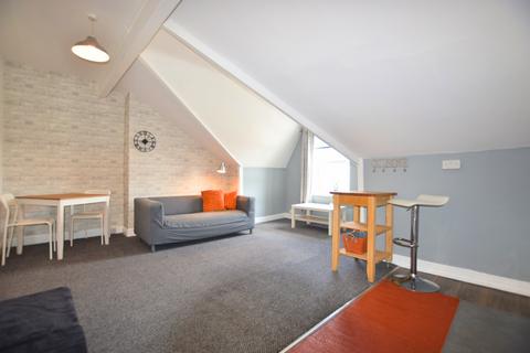 1 bedroom apartment to rent, Kirkstall Avenue, Leeds LS5