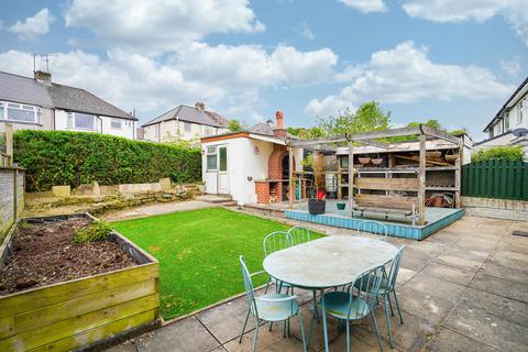 46 Meadow Grove, Sheffield, S17 4FE