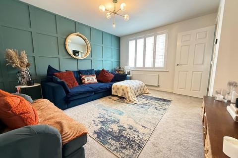 10 Richardson Close, Boughton, Northampton, NN2 8GN