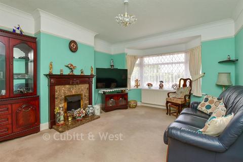 14 Burnham Road, Worthing, BN13 2NN