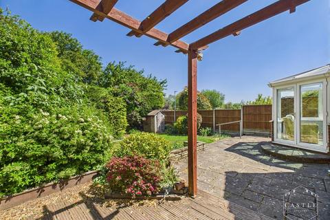 16 Aster Close, Burbage, Hinckley, LE10 2UG