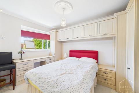 16 Aster Close, Burbage, Hinckley, LE10 2UG