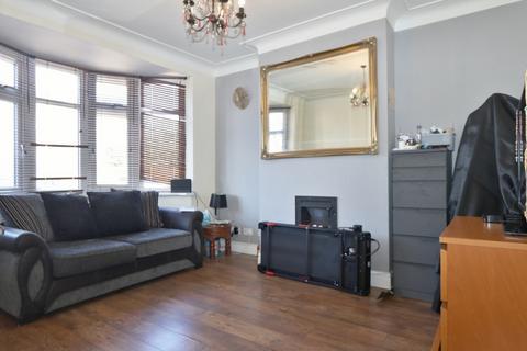4 bedroom semi-detached house for sale, Gorseway, Rush Green, RM7