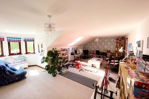 17 Dovecot Park, Aberdour, Burntisland, KY3 0TE