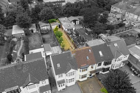 4 bedroom house for sale, Gorseway, Rush Green, RM7