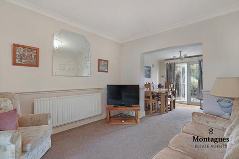 4 bedroom house for sale, Gorseway, Rush Green, RM7