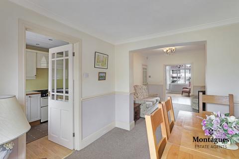 4 bedroom house for sale, Gorseway, Rush Green, RM7