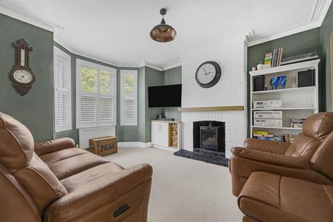 83 Gosbrook Road, Caversham, Reading, RG4 8BN