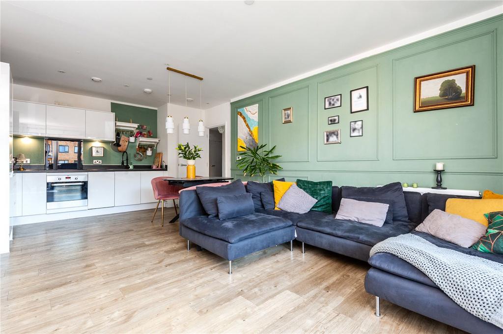Kitchen/Reception Rm