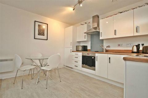 2 bedroom flat for sale, Rose Creek Gardens, Great Sankey, WA5