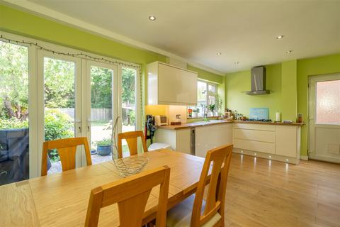 28 Blondell Drive, Bognor Regis, PO21 4BN