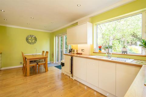28 Blondell Drive, Bognor Regis, PO21 4BN