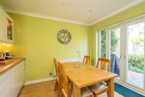 28 Blondell Drive, Bognor Regis, PO21 4BN
