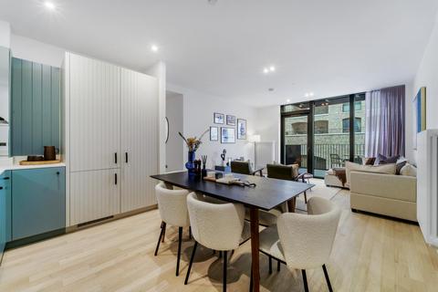 Lewis House, Brentford, London, TW8