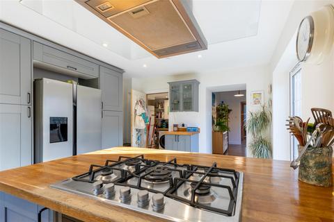 11 Evelyn Terrace, Perth, PH2 0BS