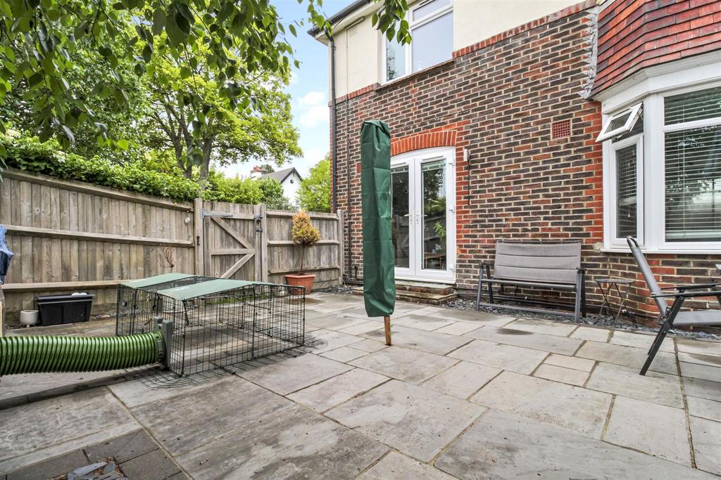 Bulkington Avenue, 41 03.JPG