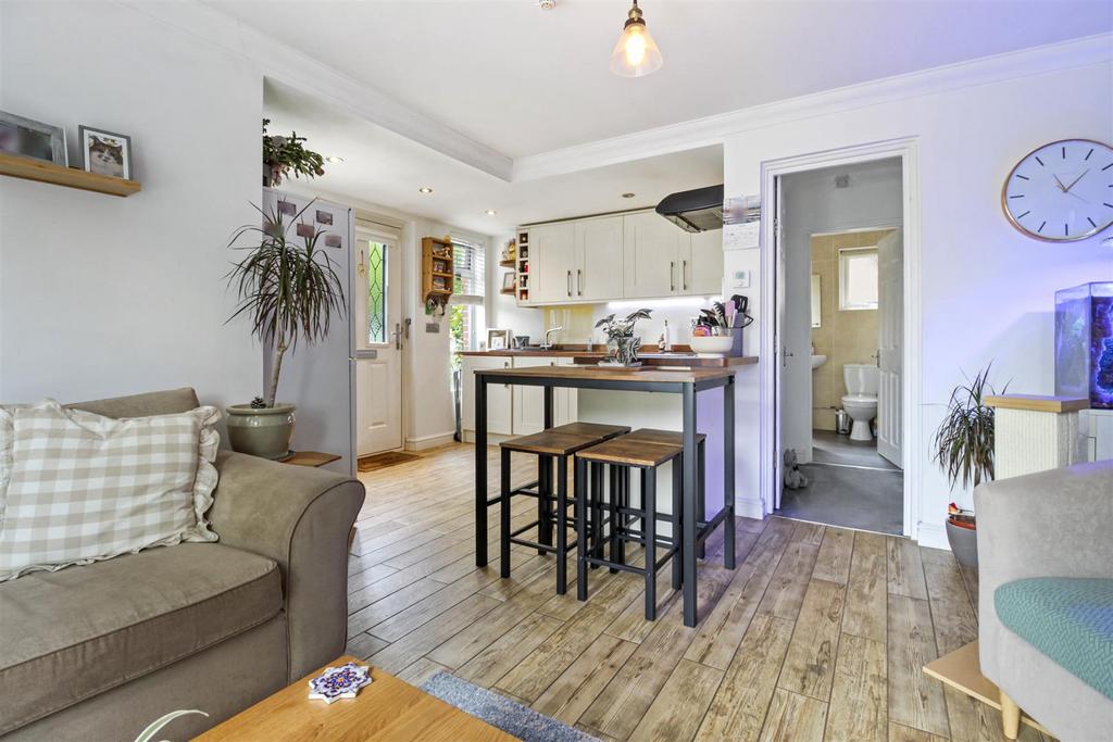 Bulkington Avenue, 41 11.JPG