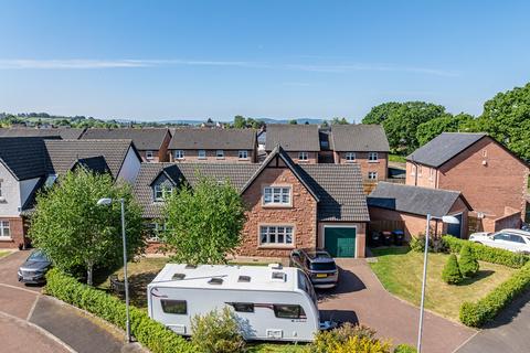 4 Haining Avenue, Dumfries, DG1 3FY