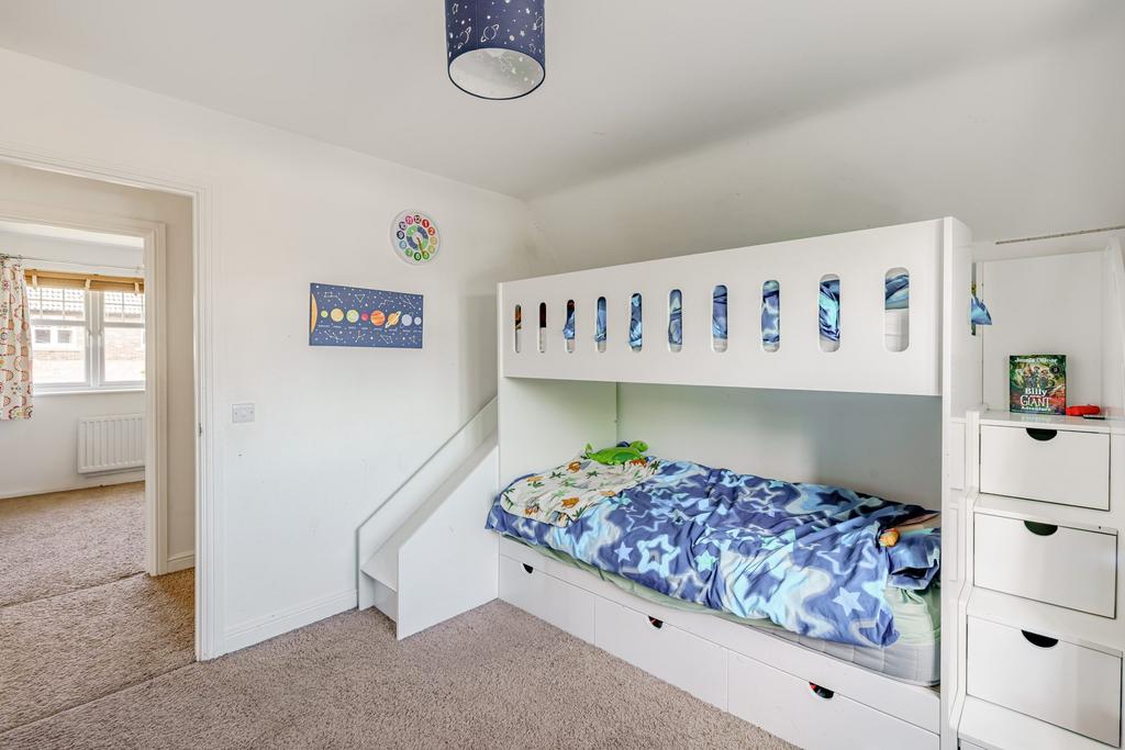 4 Haining Avenue, Dumfries, DG1 3 FY - Braidwoods S