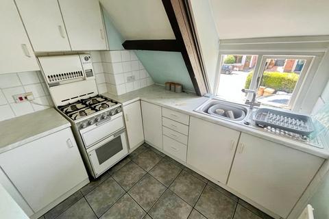 2 bedroom retirement property for sale, Belvoir Court, Belvoir Drive LE2